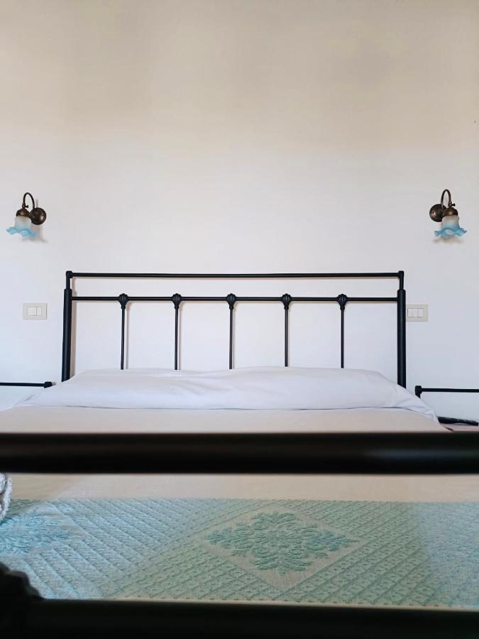 B&B Tre - Rooms & Relax Oristano Dış mekan fotoğraf