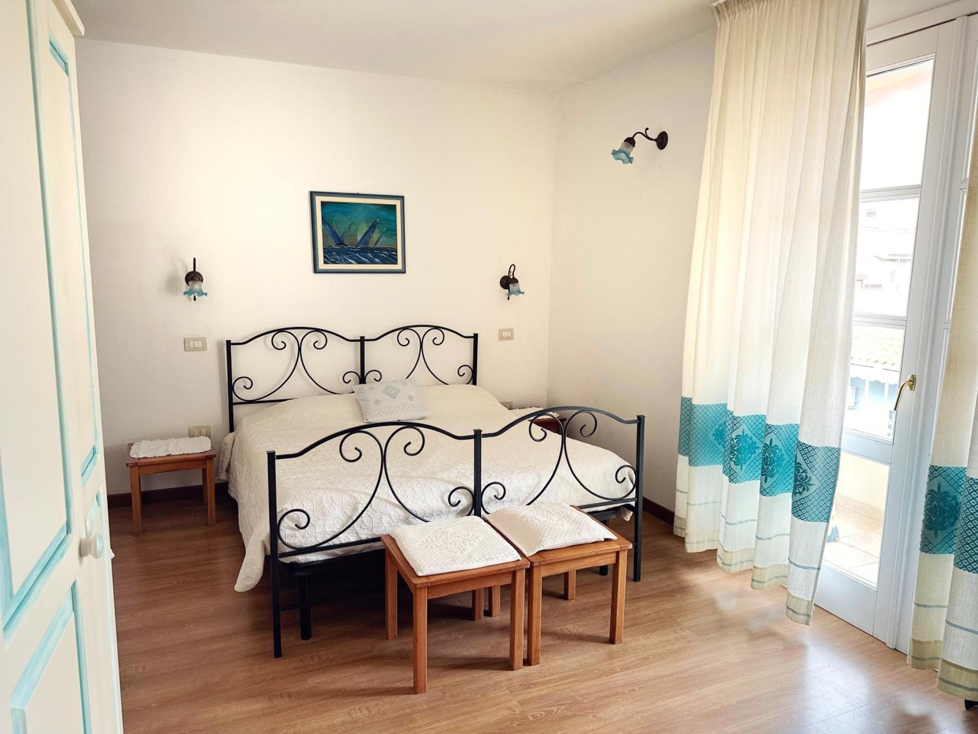 B&B Tre - Rooms & Relax Oristano Dış mekan fotoğraf